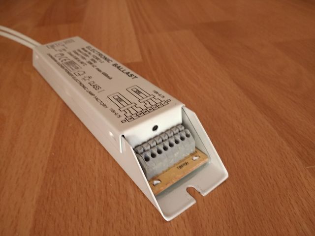 Balasto electrónico.