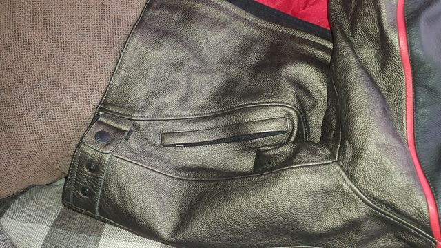 chaqueta/pantalón de cuero para chica Dainase42