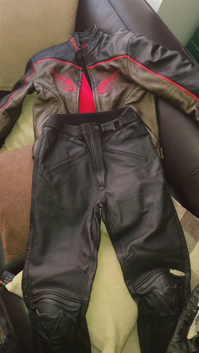 chaqueta/pantalón de cuero para chica Dainase42