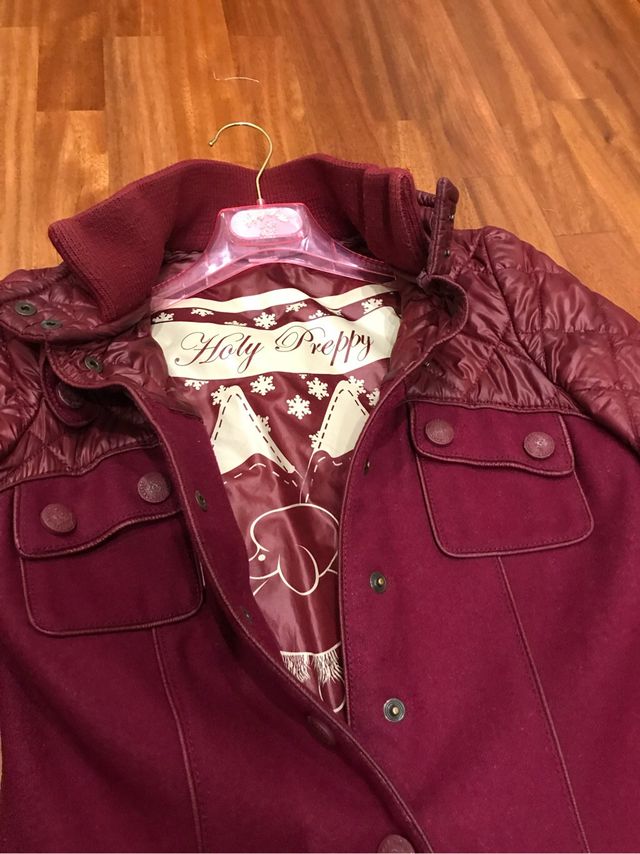 Abrigo highly preppy