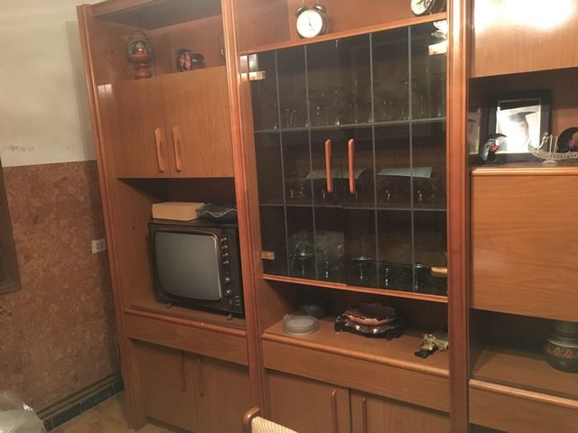 Armario comedor de segunda mano por 60 € en Lleida en WALLAPOP Armario comedor de segunda mano por 60 € en Lleida en WALLAPOP