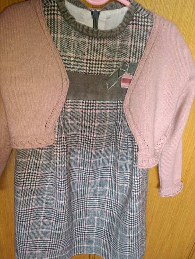 vestido de Nanos talla 4_5 años.