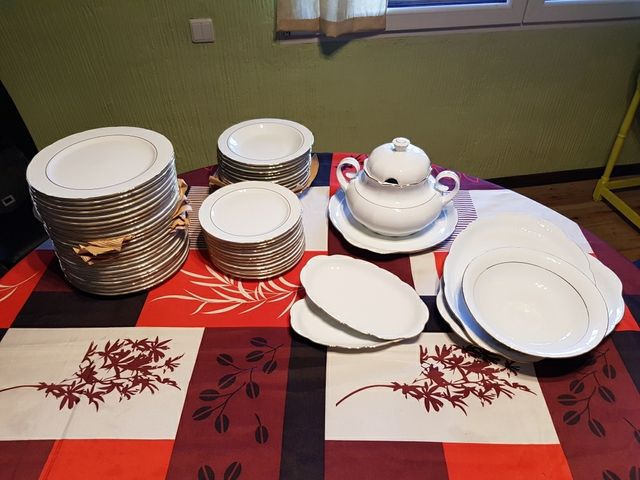 vajilla Santa Clara filo de Oro Completa