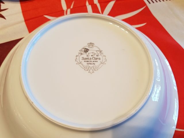 vajilla Santa Clara filo de Oro Completa