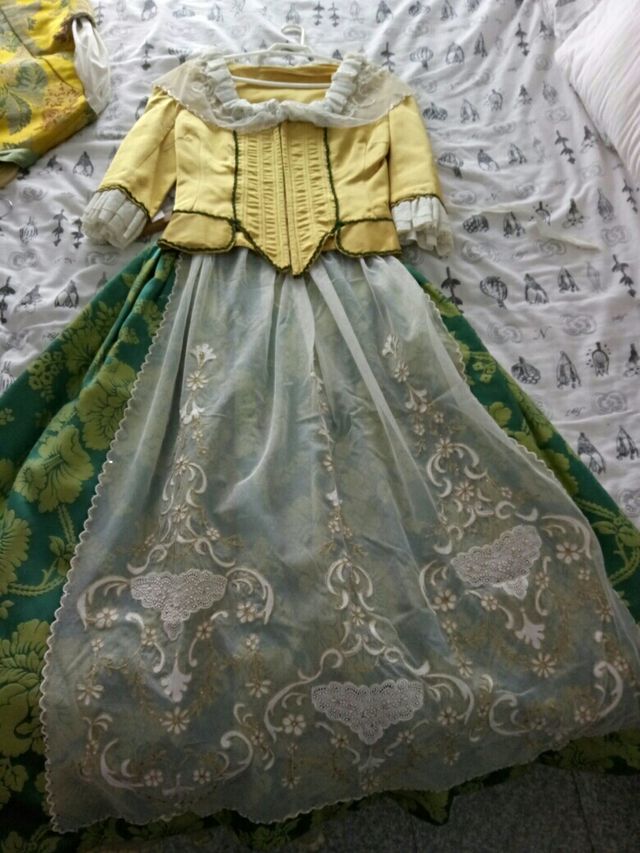 traje fallera talla 36,38