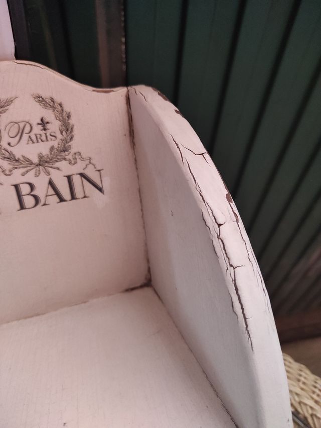 Decorativo perchero-estantería