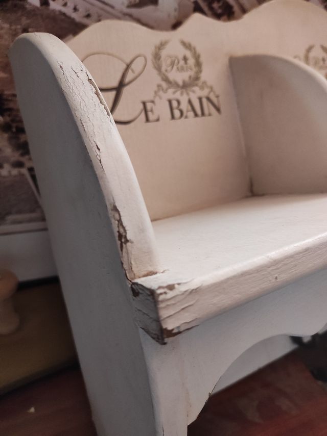 Decorativo perchero-estantería