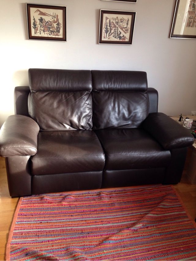 Sofá de piel de segunda mano por 425 € en Sitges en WALLAPOP