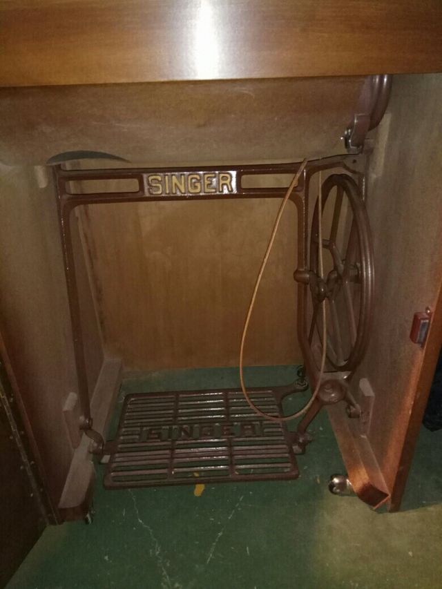 Maquina de coser Singer