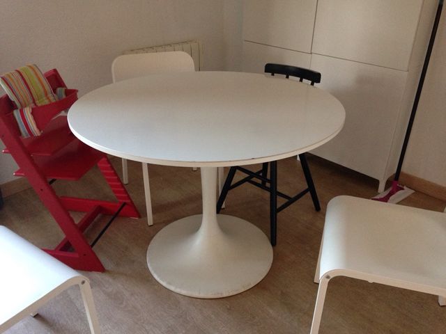 Mesa comedor DOCKSTA Ikea de segunda mano por 50 € en Begues en WALLAPOP Mesa comedor DOCKSTA Ikea de segunda mano por 50 € en Begues en WALLAPOP