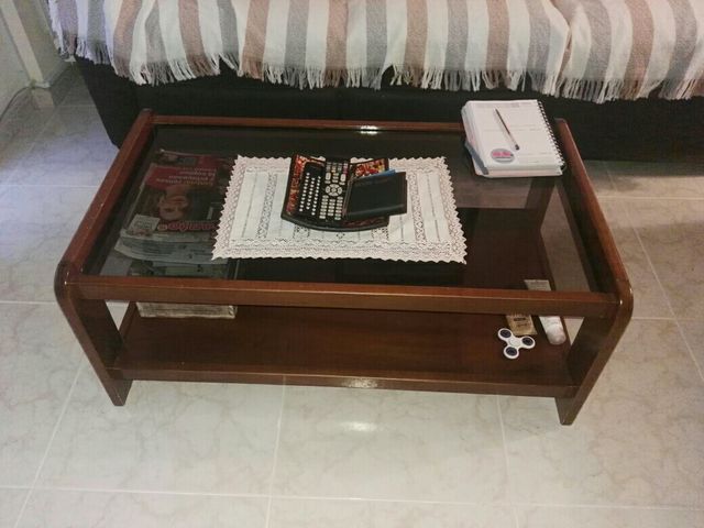 Mesa pequeña comedor de segunda mano por 15 € en Premià de Mar en ... Mesa pequeña comedor de segunda mano por 15 € en Premià de Mar en ...
