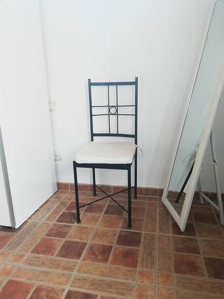 Sillas de forja de segunda mano en la provincia de Toledo en WALLAPOP Sillas de forja de segunda mano en la provincia de Toledo en WALLAPOP