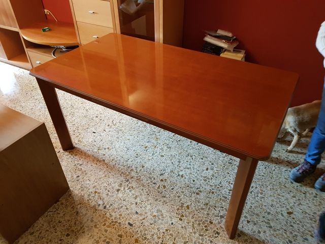 Mesa de comedor de segunda mano por 60 € en Zaragoza en WALLAPOP Mesa de comedor de segunda mano por 60 € en Zaragoza en WALLAPOP