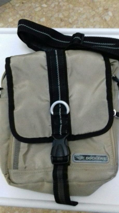 bandolera Dockers