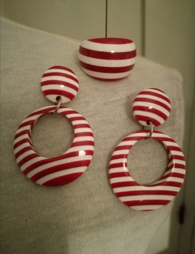 Conjunto de pendientes anillo rayas