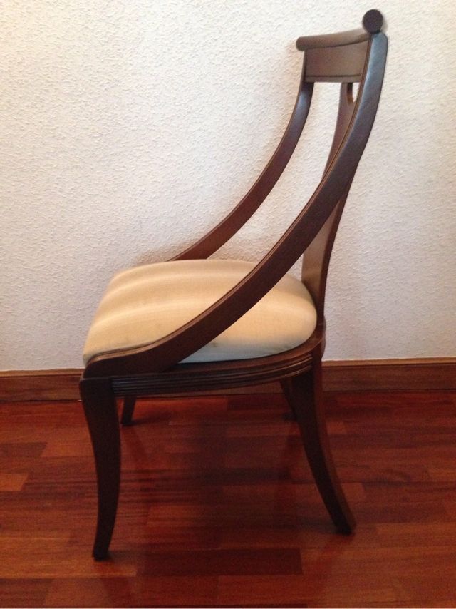 Silla comedor madera maciza tapizada de segunda mano por 70 € en ... Silla comedor madera maciza tapizada de segunda mano por 70 € en ...