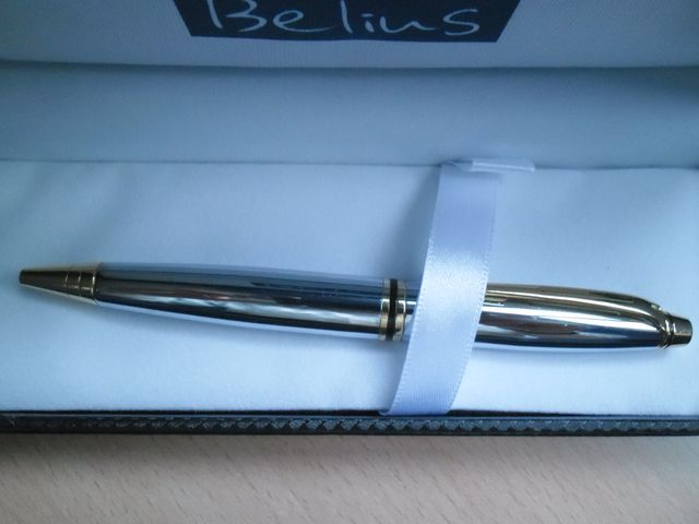 BOLIGRAFO BELIUS EN ESTUCHE NUEVO