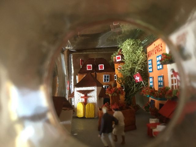 GRUYÈRES, dins ampolla.