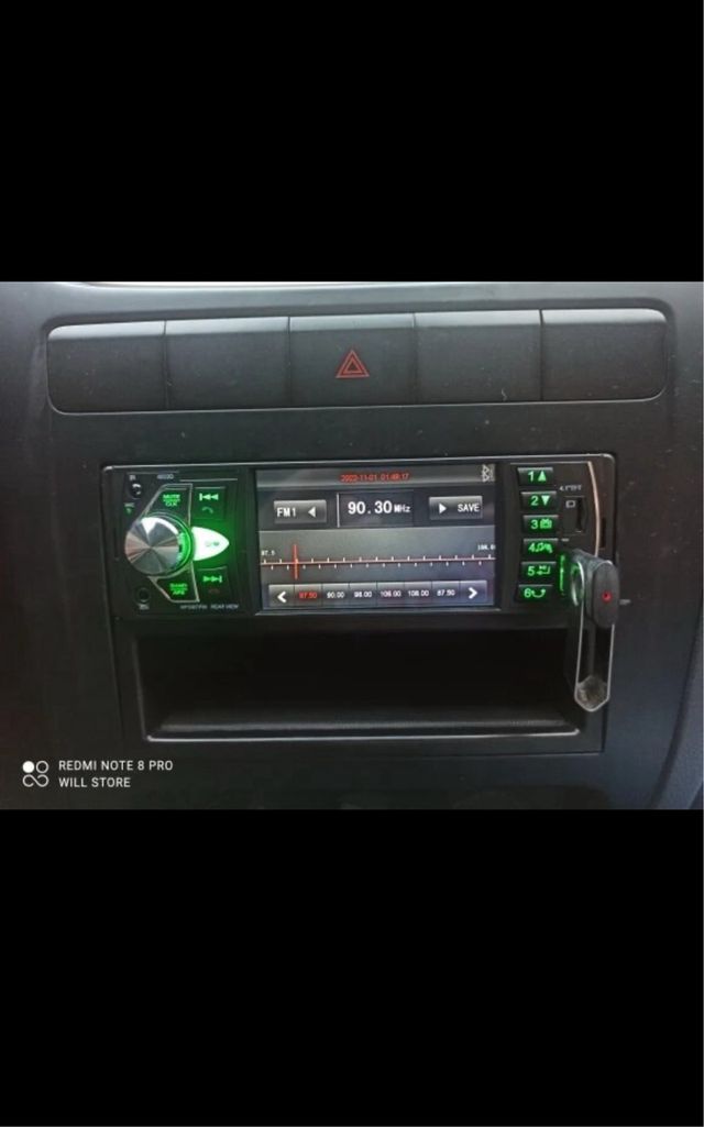 autorradio con pantalla 4.1 pulgadas