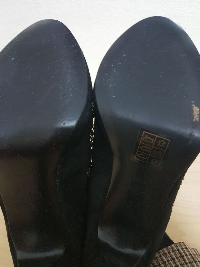 zapatos de la marca Fosco numero 37