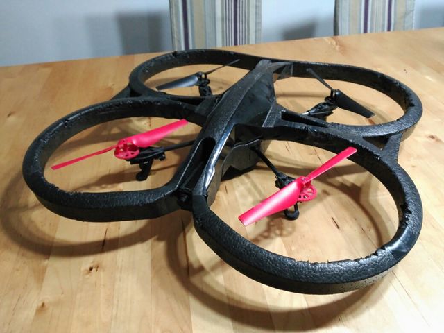 Dron Parrot AR 2.0