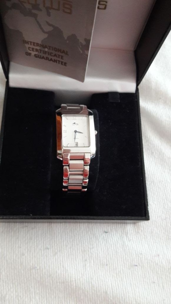 vendo reloj lotus caballero nuevo