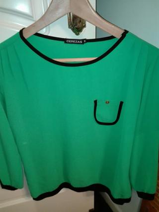BLUSA VERDE Y NEGRA