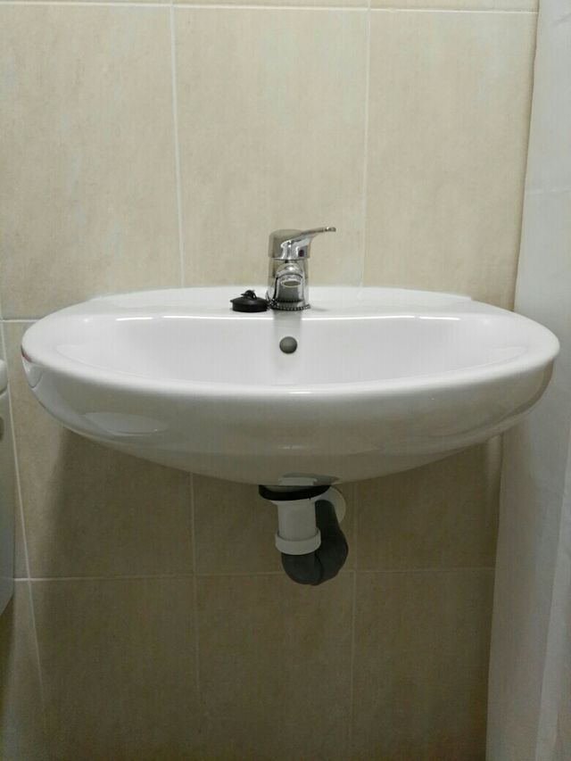 lavabo sin pie roca