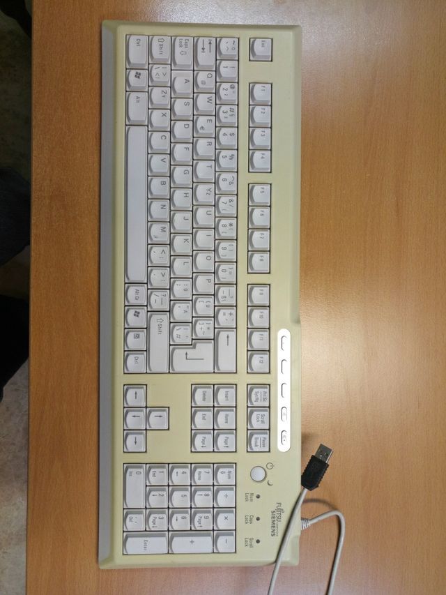 Teclado Fujitsu USB