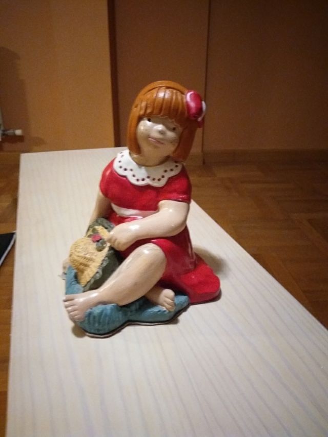 Bambola in porcellana