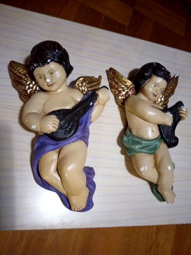 Piccoli angeli in porcellana