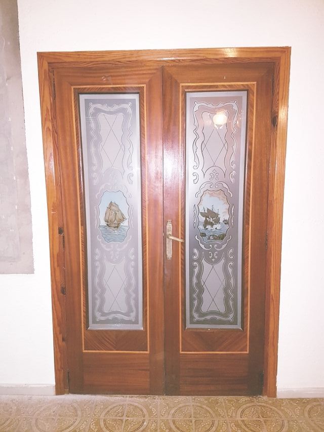 Puertas comedor cristalera de segunda mano por 100 € en Xativa en ... Puertas comedor cristalera de segunda mano por 100 € en Xativa en ...