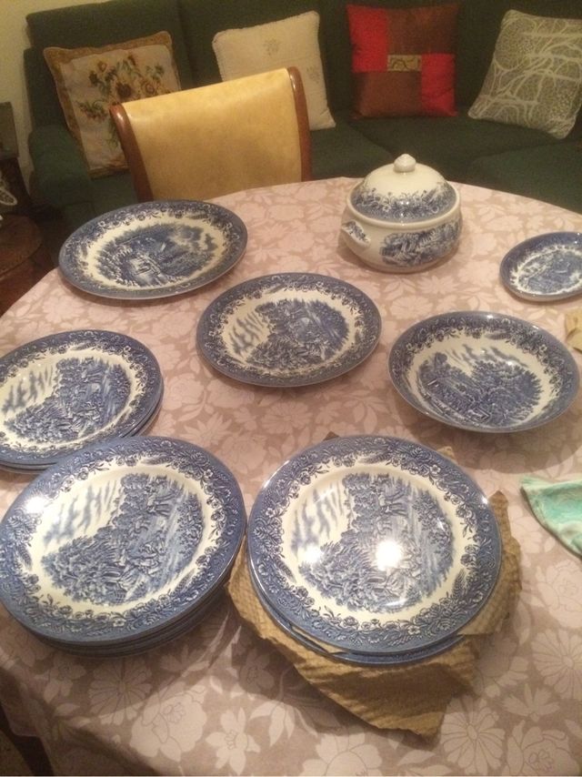 Vajilla inglesa Churchill más juego café