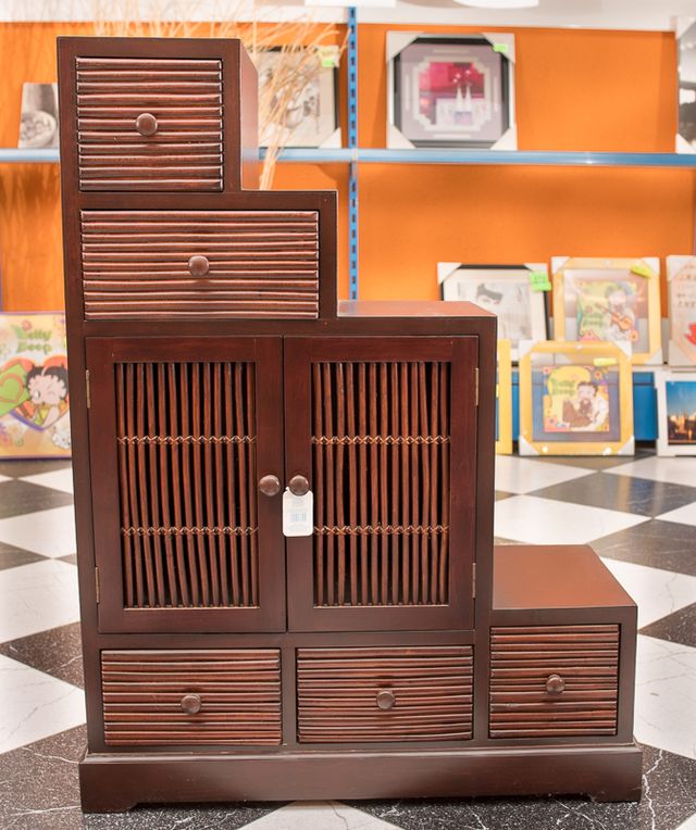 mueble forma escalera de segunda mano por 110 en el prat de