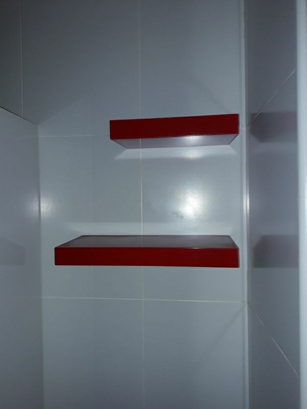 Baldas lacadas en rojo