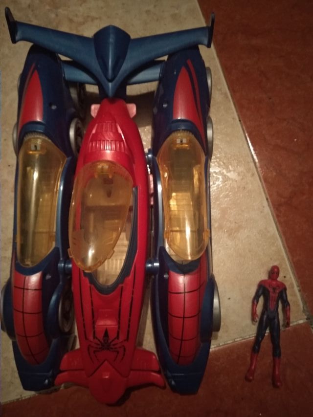 coche spiderman