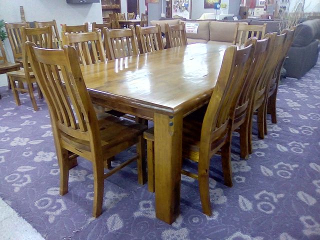Comedor de 10 silla - Madera pino Canadiense de segunda mano por ... Comedor de 10 silla - Madera pino Canadiense de segunda mano por ...
