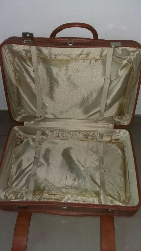 Maleta antigua de piel