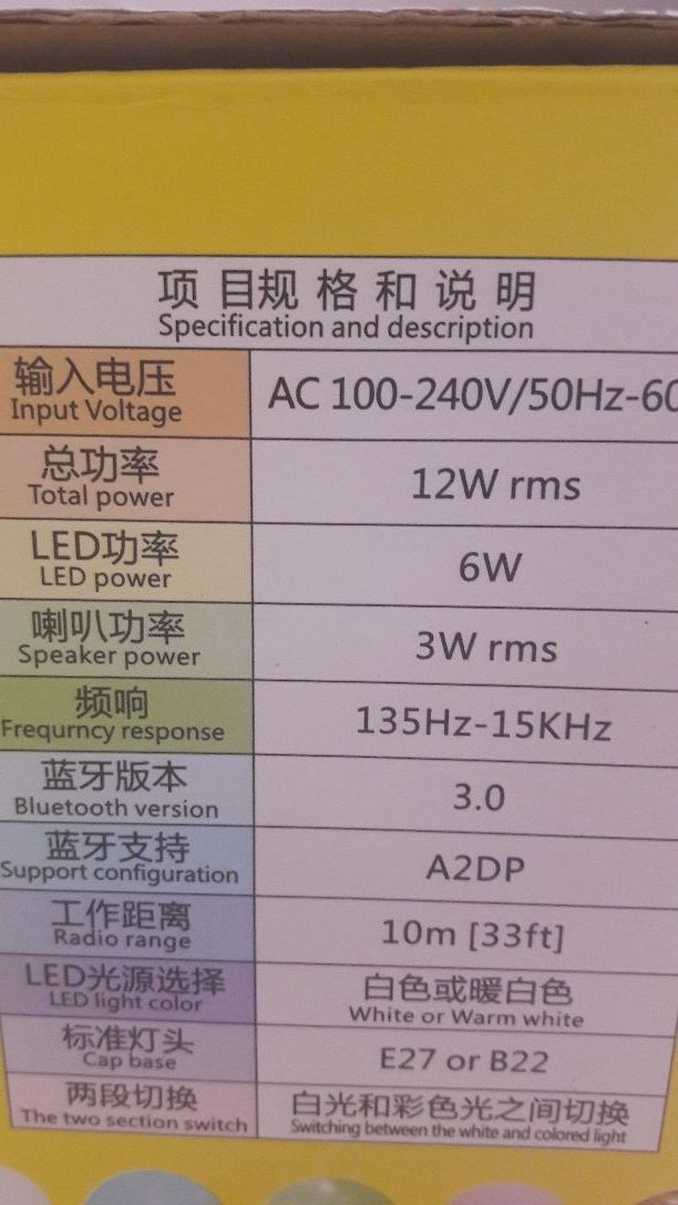 bombilla led con altavoz bluetooth casi nueva.