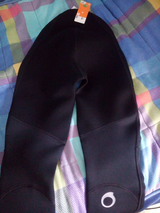 Pantalon Neopreno largo Decathlon M CON ETIQUETA de segunda mano por 14