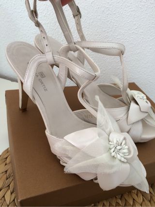 zapatos de novia de segunda mano en valladolid en wallapop