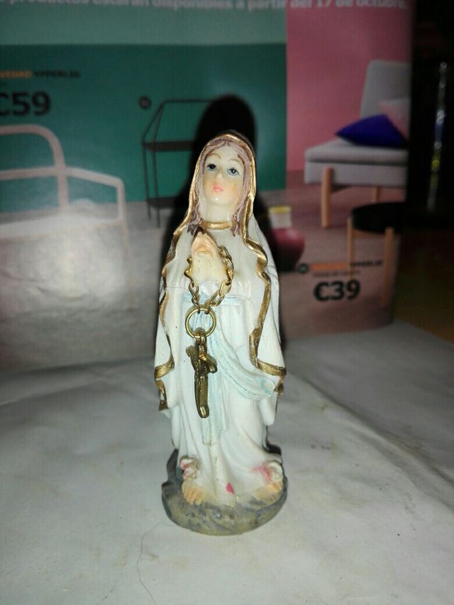 Virgen de Lourdes