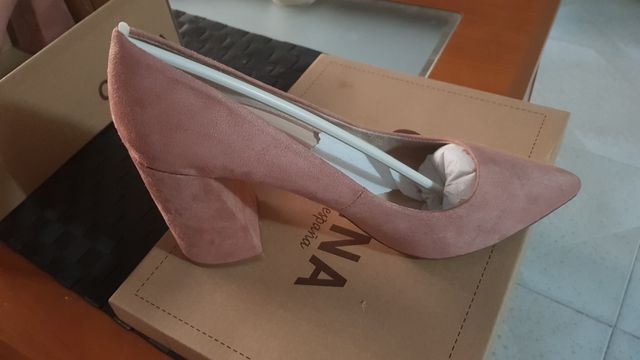 zapatos nuevos número 40