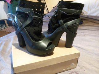 Botines piel georges rech de segunda mano por 35 EUR en Pamplona en WALLAPOP