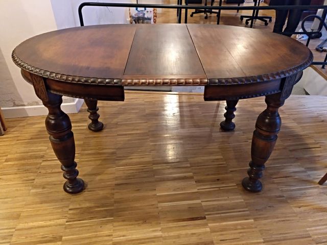 Mesa comedor. antigua de segunda mano por 400 € en Madrid - wallapop Mesa comedor. antigua de segunda mano por 400 € en Madrid - wallapop
