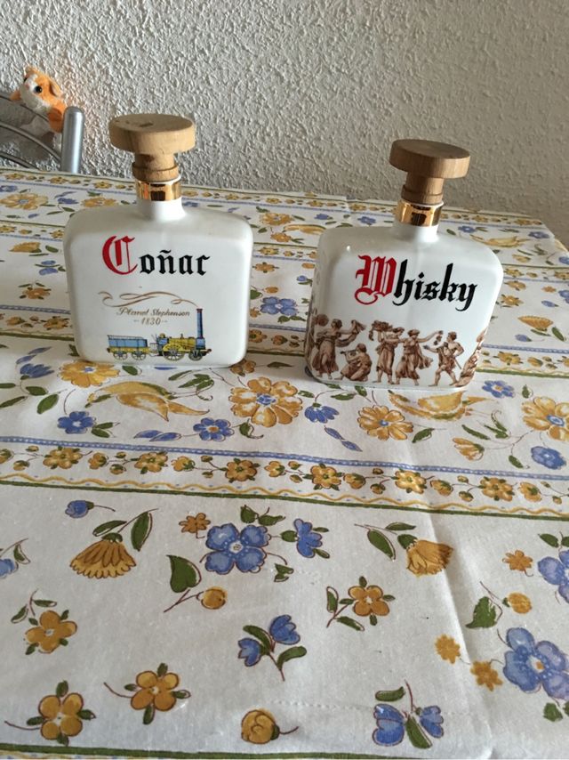 Botellas de porcelana