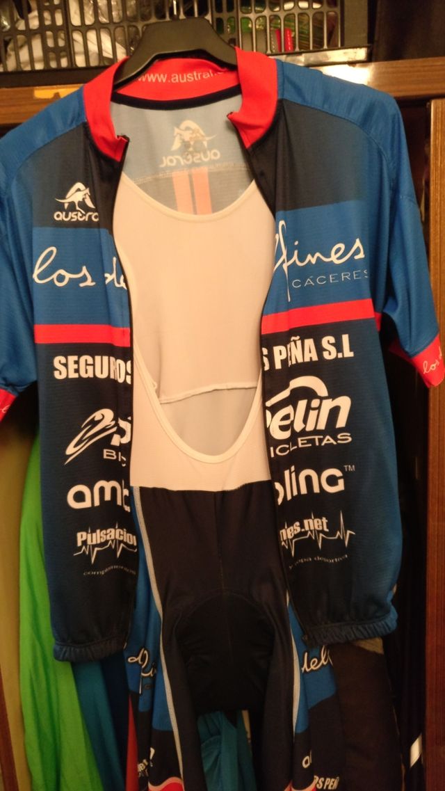 Equipacion ciclismo