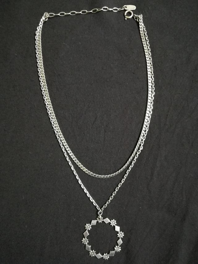 Collar bisuteria fina.