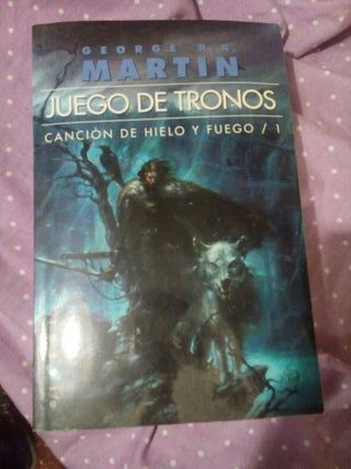 Libros juego de tronos de segunda mano en Valencia en WALLAPOP Libros juego de tronos de segunda mano en Valencia en WALLAPOP