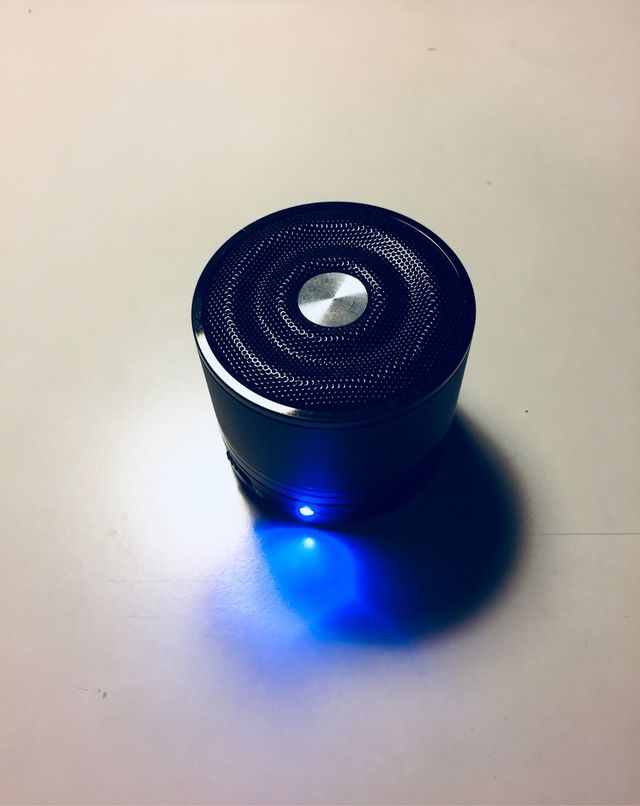 Altavoz bluetooth 3W, radio FM y microSD